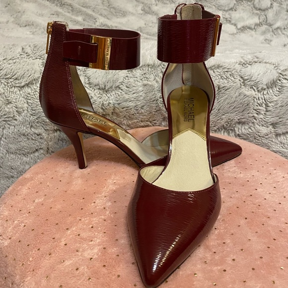 Michael Kors maroon/burgundy ankles wrap heels - Picture 5 of 10